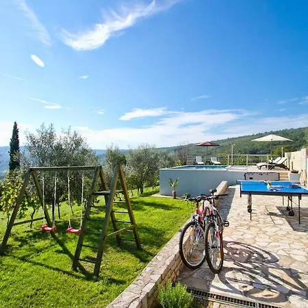 Σπίτι διακοπών Runko *