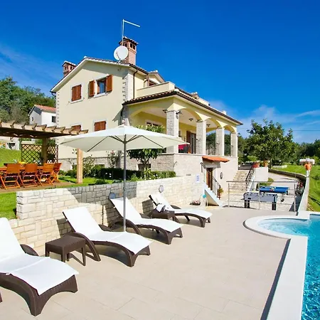 Σπίτι διακοπών Runko *